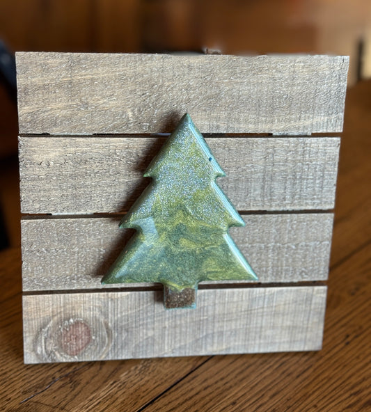 Glistening Pine Reclaimed Easel