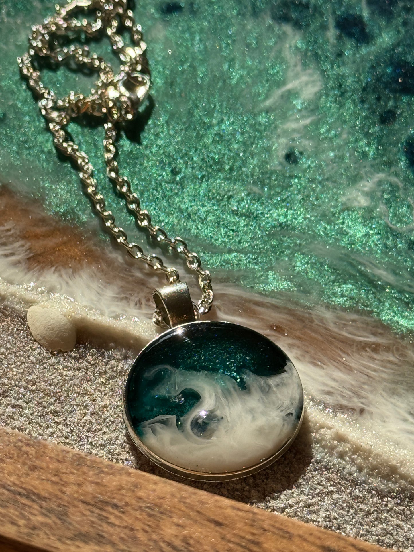 Wakes & Waves Necklace (Blue Green)